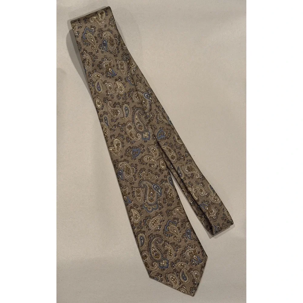 Vintage Michel Necktie Tan Beige Blue Paisley 100% Silk 57